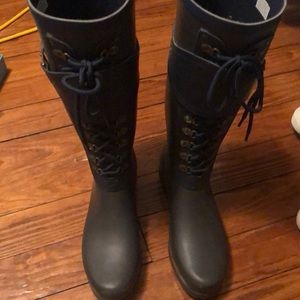 Ugg rain boots